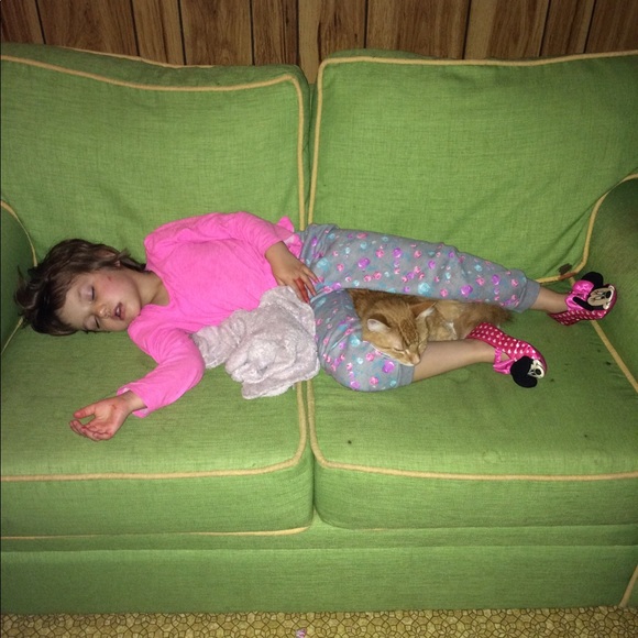 Thanks for checking out my closet... - Picture 7 of 8